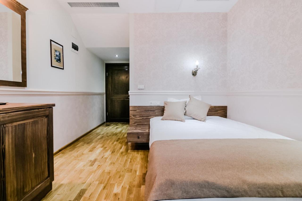 Hotel Marina Pucioasa المظهر الخارجي الصورة